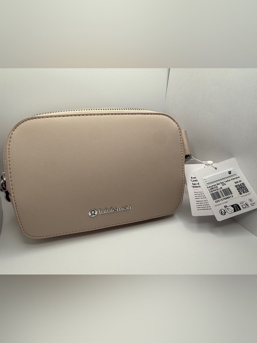 NWT lululemon Everywhere Belt Bag 1L Cactus Leather - Cashew/Silver (SOLD OUT)